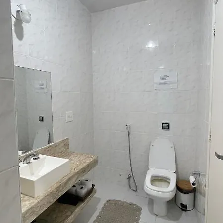 Quarto Copacabana 1- Posto 5-2
